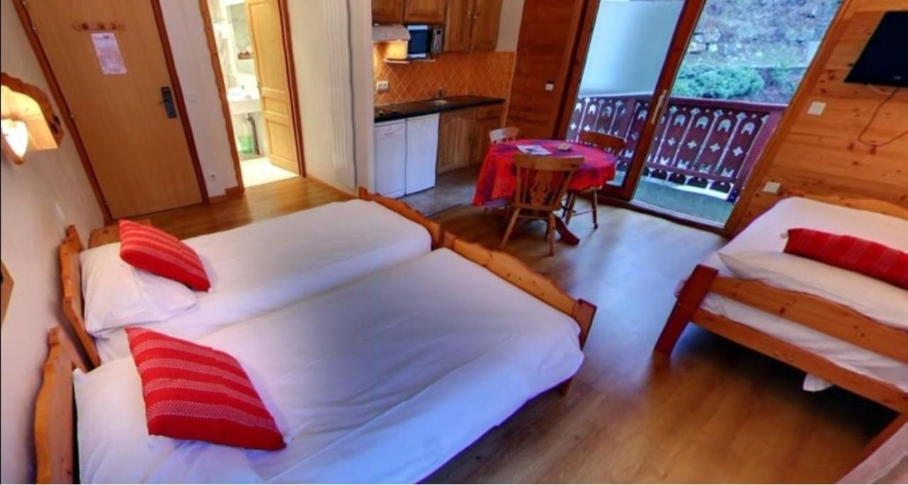 Hotel Les Chalets Брид ле Бен Екстериор снимка