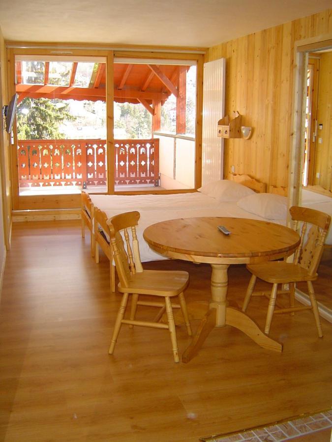 Hotel Les Chalets Брид ле Бен Екстериор снимка