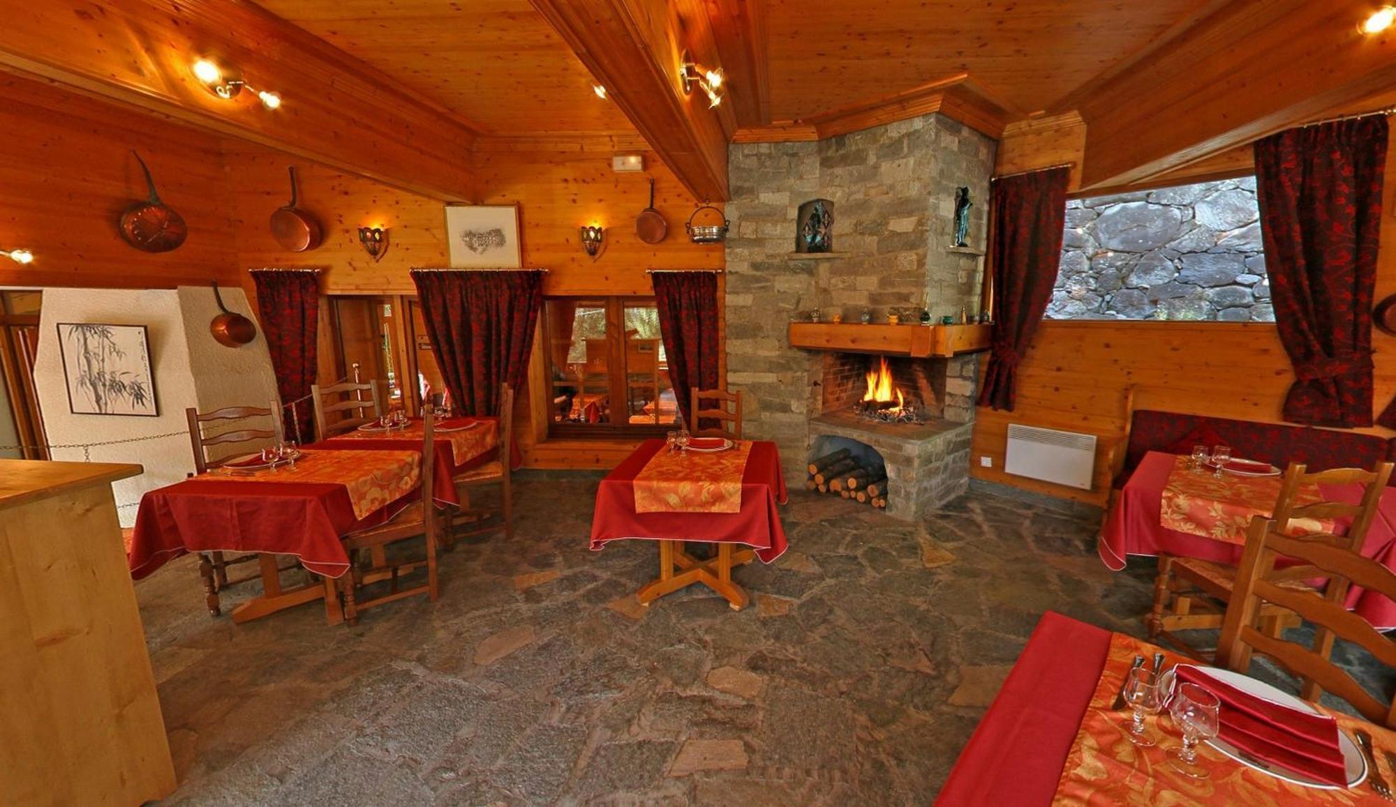 Hotel Les Chalets Брид ле Бен Екстериор снимка